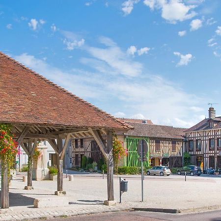 Hotel Logis Le Tadorne Piney Exterior foto