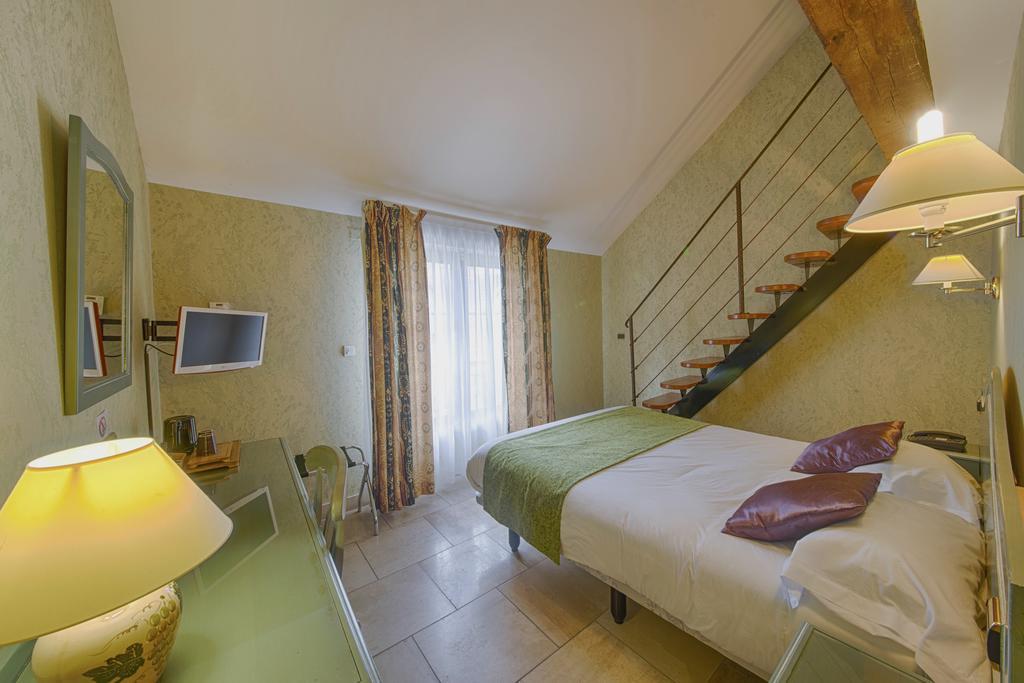 Hotel Logis Le Tadorne Piney Exterior foto